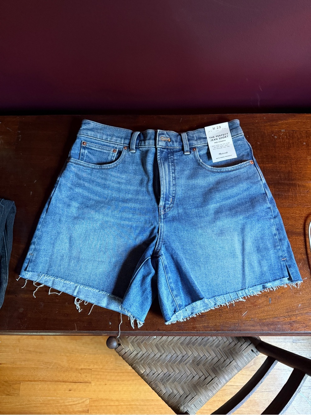NWT Madewell The Perfect Jean Short Blue Denim Cutoff Shorts with Frayed Hem